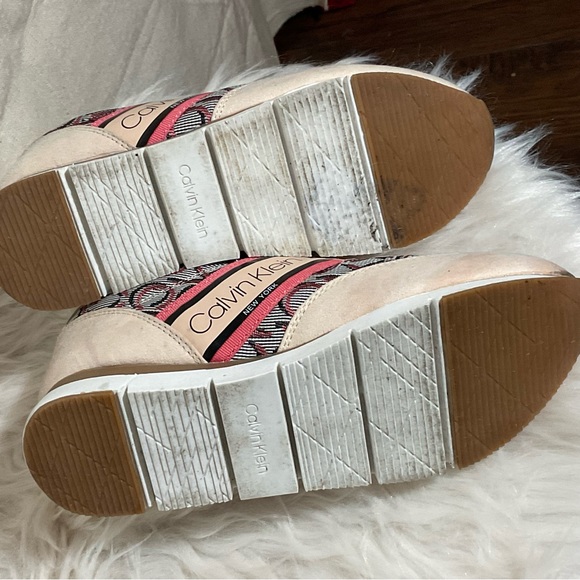 Calvin Klein Tea-2 Sneaker Woman’s sz 6.5 - Picture 9 of 9